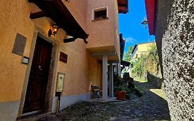 Borgo Paradiso Guest House